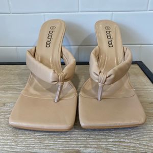 Boohoo square toe heeled mule sandal nude